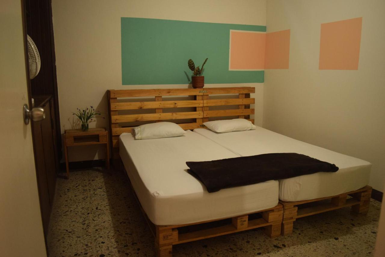 Hostal Rich Medellín Eksteriør bilde