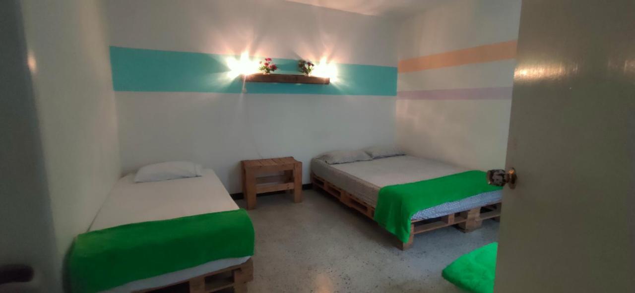 Hostal Rich Medellín Eksteriør bilde