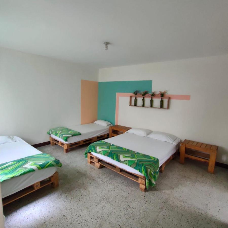 Hostal Rich Medellín Eksteriør bilde