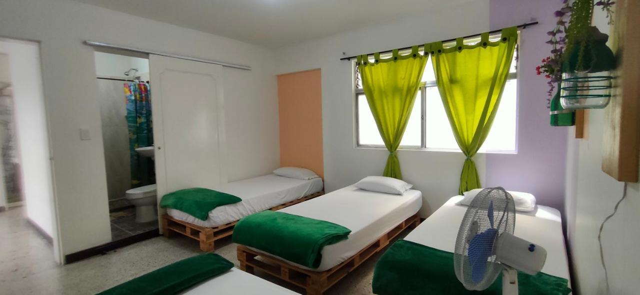 Hostal Rich Medellín Eksteriør bilde