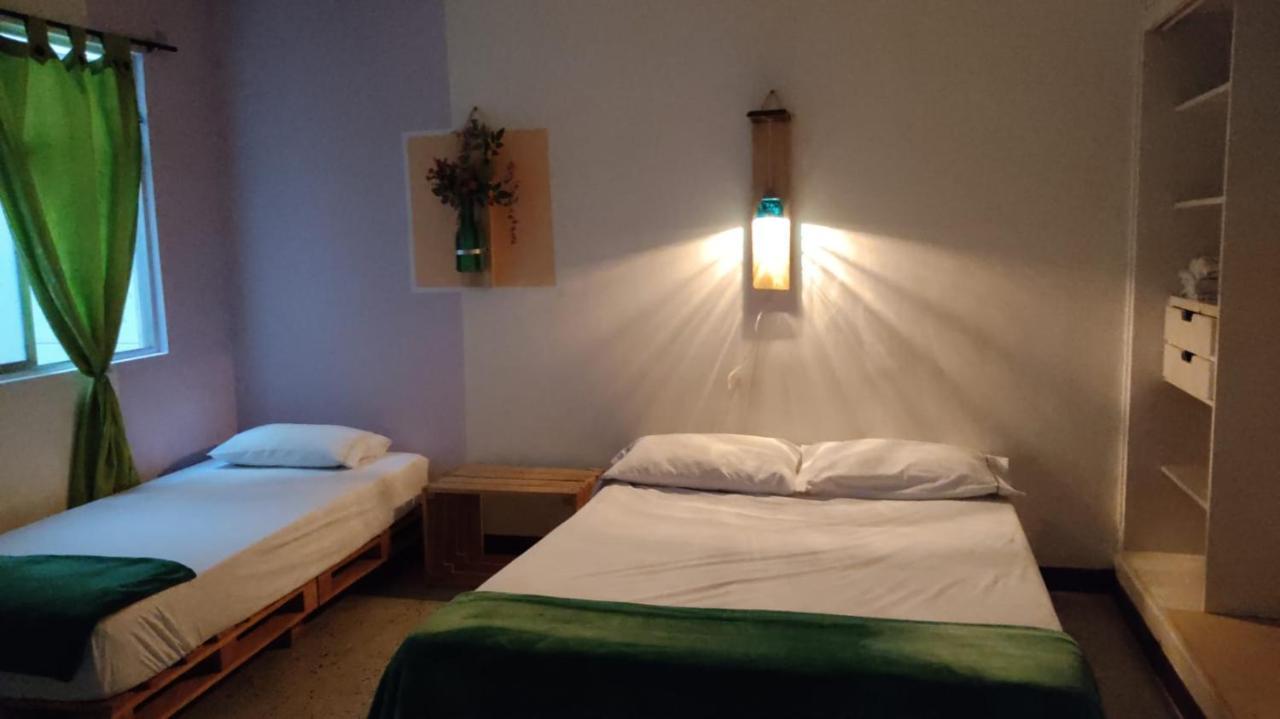 Hostal Rich Medellín Eksteriør bilde