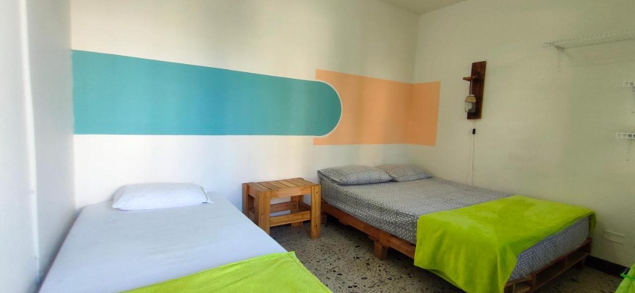Hostal Rich Medellín Eksteriør bilde