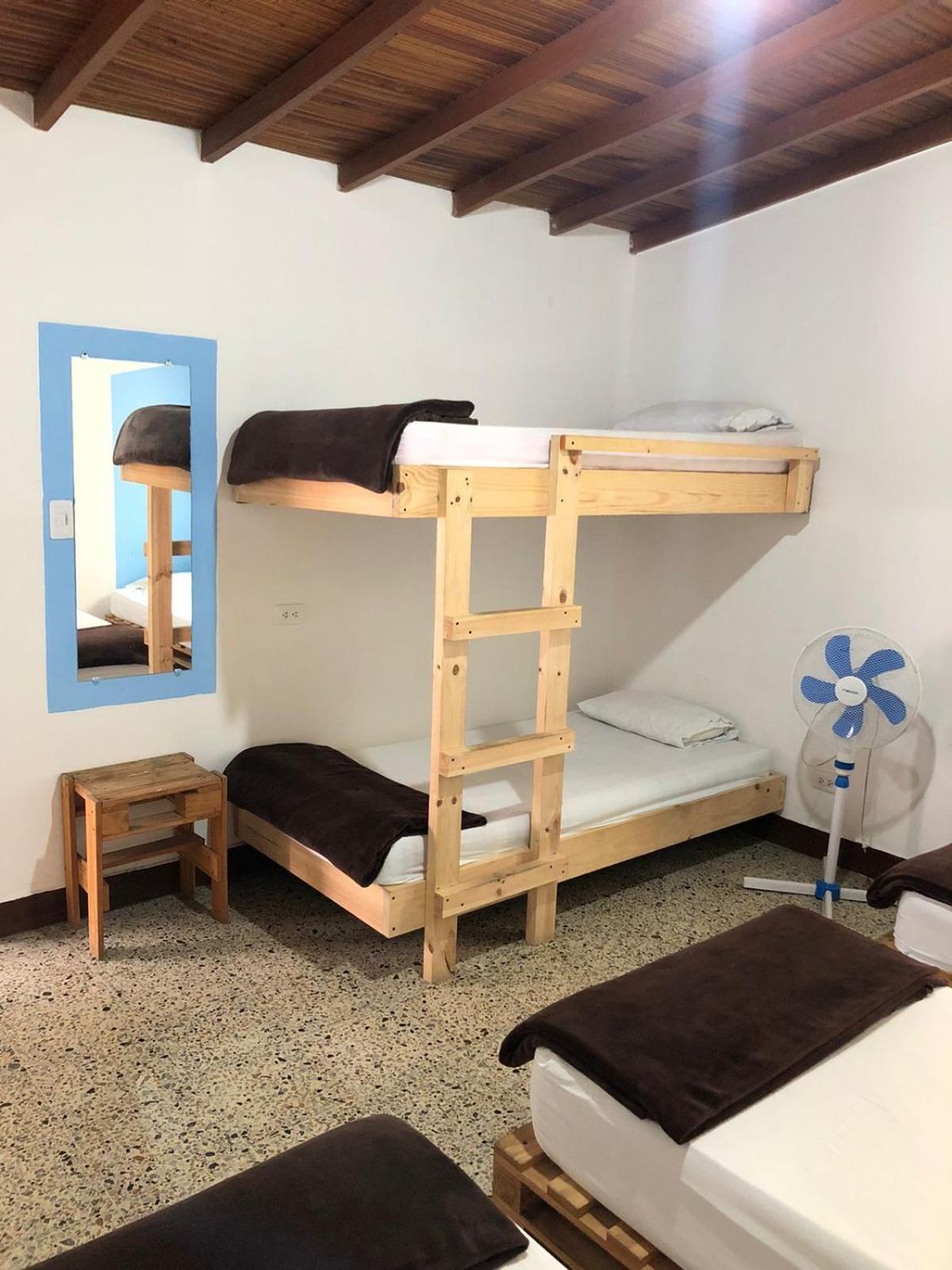 Hostal Rich Medellín Eksteriør bilde