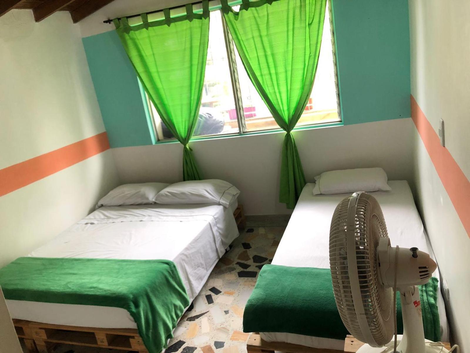 Hostal Rich Medellín Eksteriør bilde